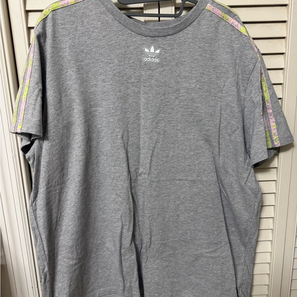 adidas Gray Short Sleeve Tee with Pastel Stripe Detail
